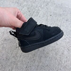 Nike Court Borough Mid Toddler Size 2C Black Athletic Shoes Sneakers